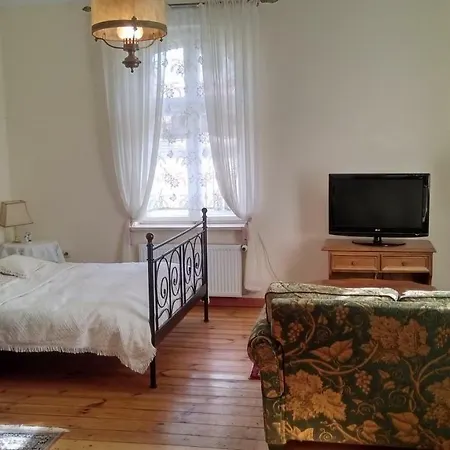 Ogluszka Κατάλυμα σε φάρμα *